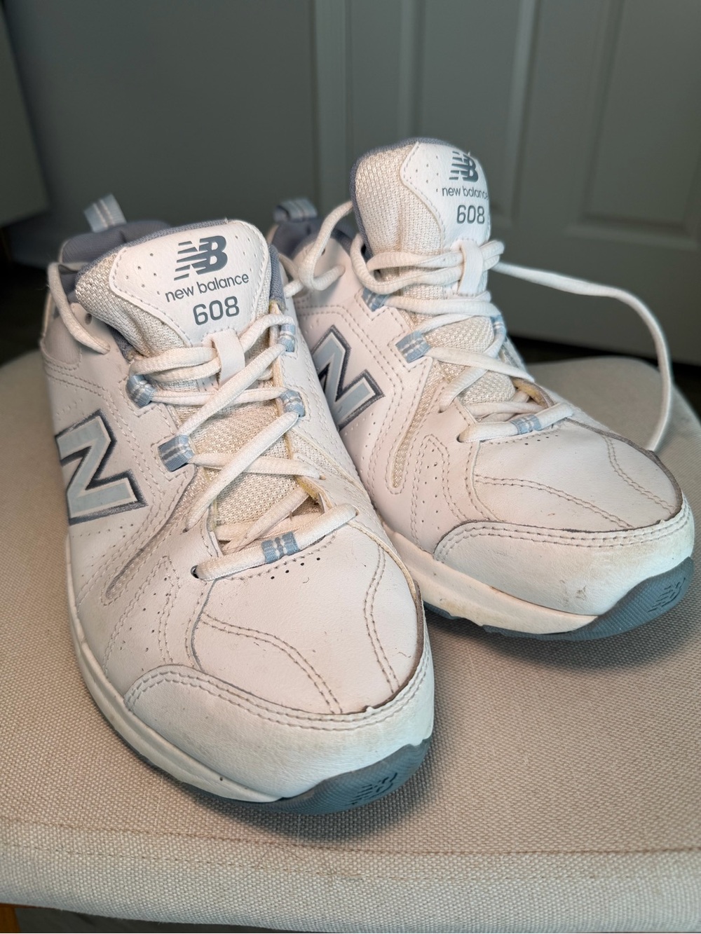 New Balance Women’s 608 V5 - Picture 2 of 6